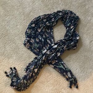 Floral scarf from LOFT- EUC… tag fell off.